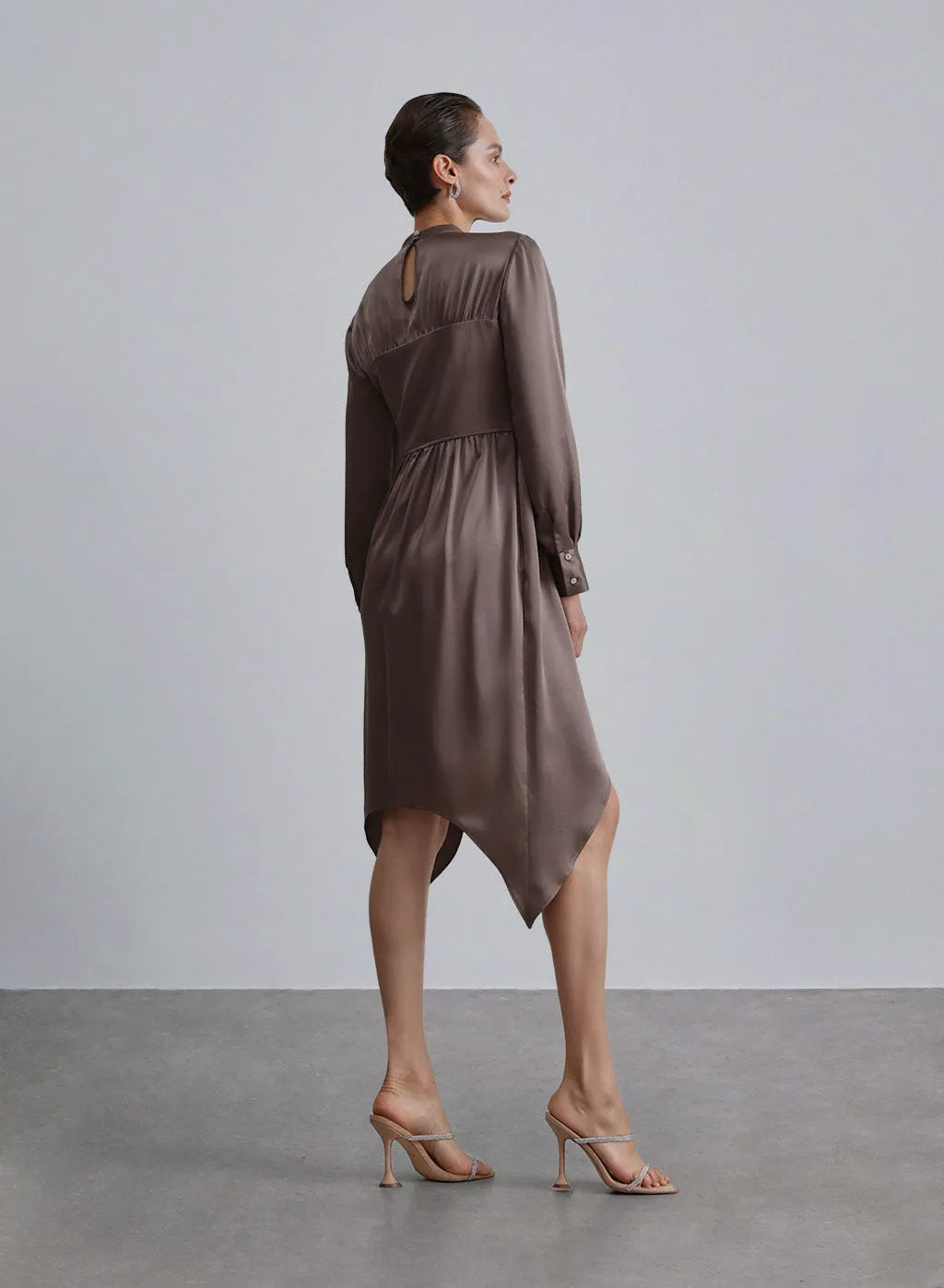 Suva Grey