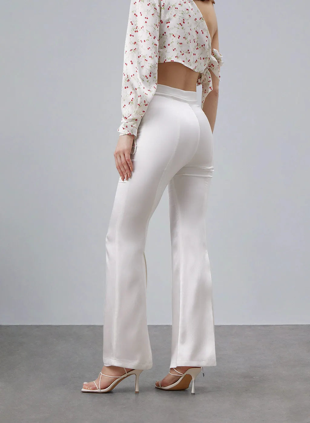 Pearl White
