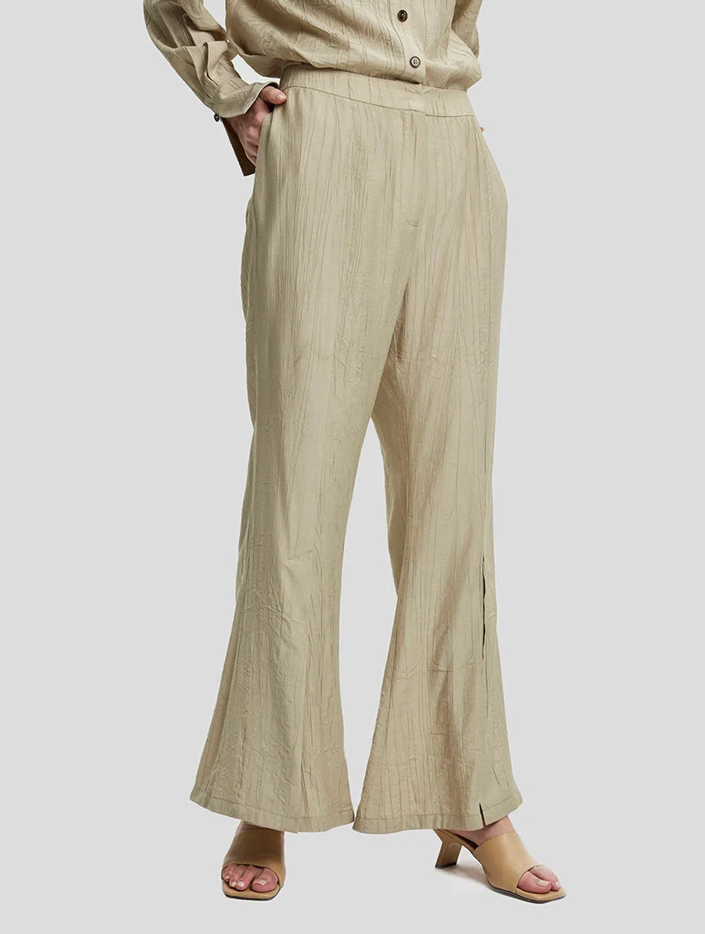 Pale Khaki